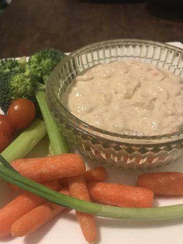 Red pepper dip made with Ulli's cold-pressed camelina oil